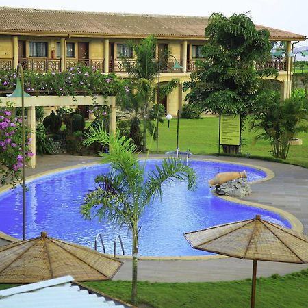 Hotel Sol Beni Abidjan Exterior foto