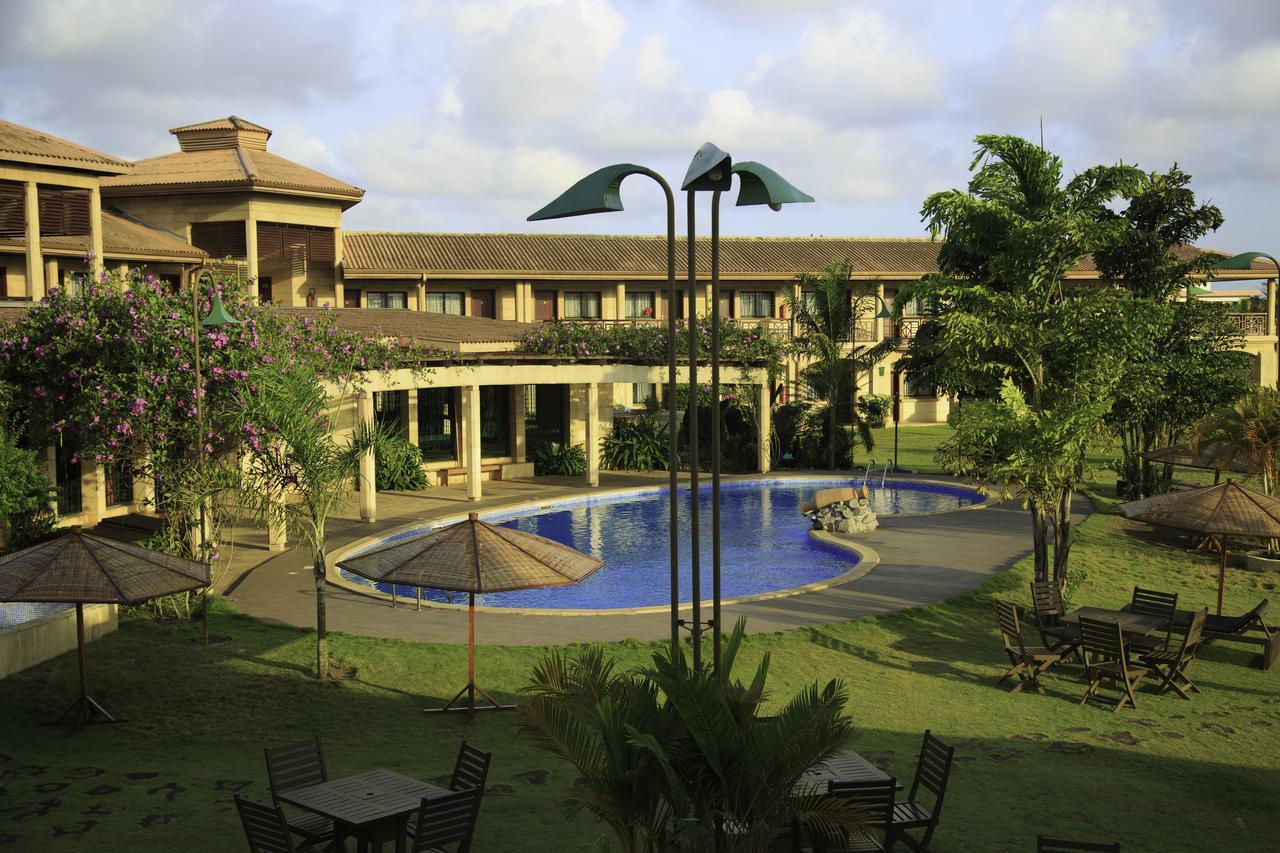 Hotel Sol Beni Abidjan Exterior foto
