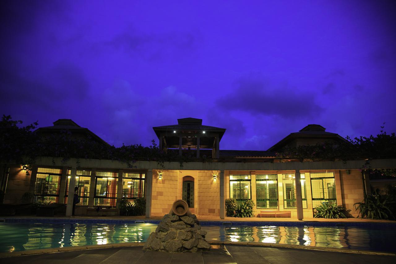 Hotel Sol Beni Abidjan Exterior foto