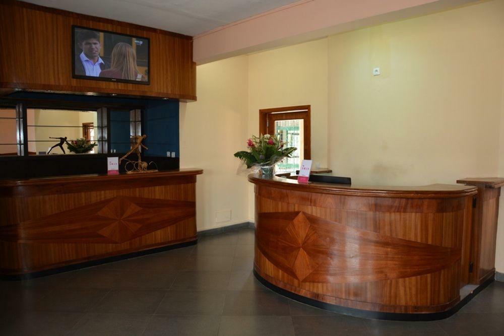 Hotel Sol Beni Abidjan Exterior foto